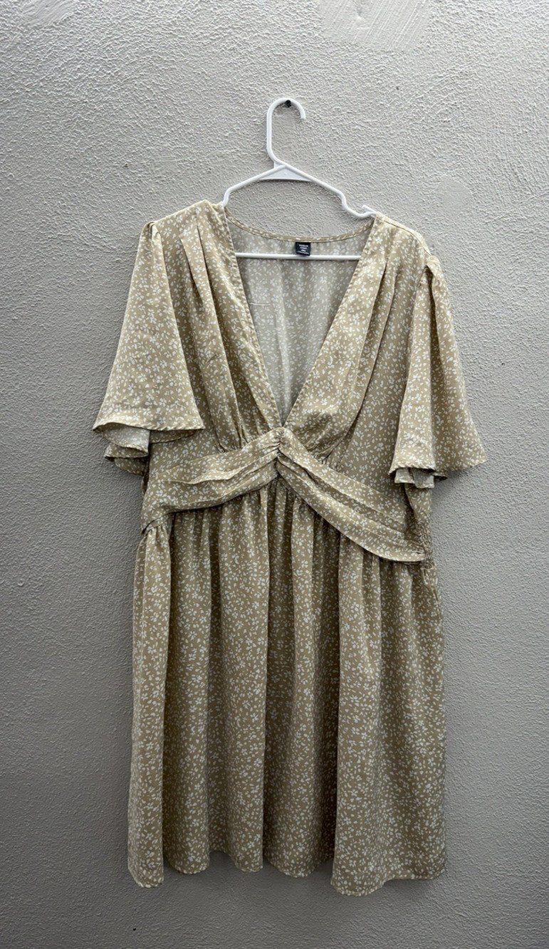 Shein Womens Dress Size 4XL Tan White Design Flutter Sleeve Deep V-Neck